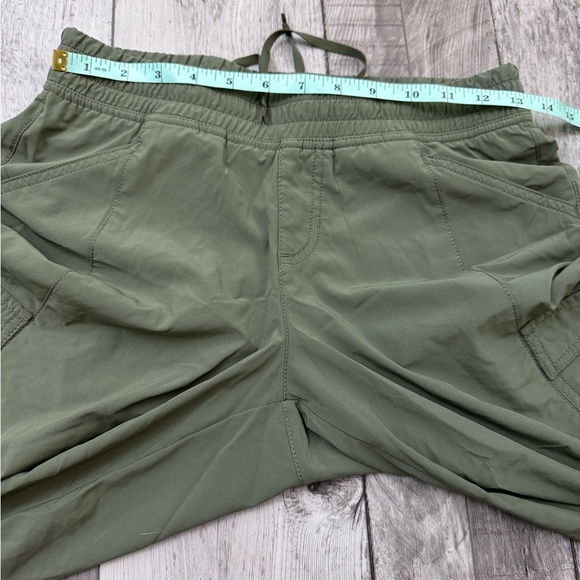 The North Face Drawstring Green Crop Capri Hiking Pants Women's Size 2 - Picture 4 of 8